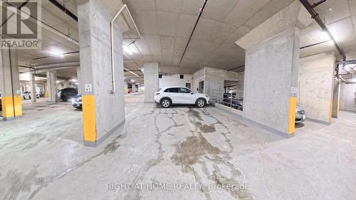 1901 - 234 Rideau Street, Ottawa, ON - Indoor Photo Showing Garage