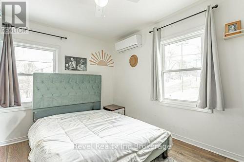 226 Oxford Street, Ingersoll (Ingersoll - South), ON - Indoor Photo Showing Bedroom