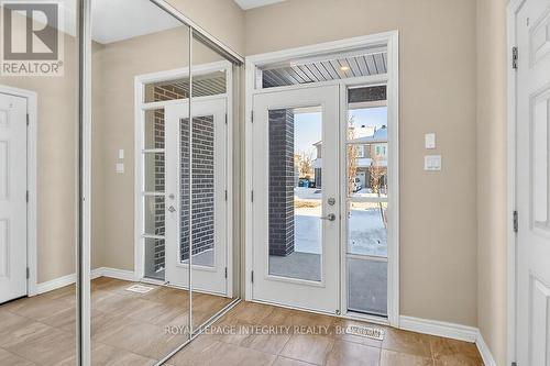 Enntrance - 168 Bandelier Way W, Ottawa, ON - Indoor Photo Showing Other Room