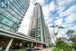 1902 - 25 TELEGRAM MEWS  Toronto, ON M5V 3Z1