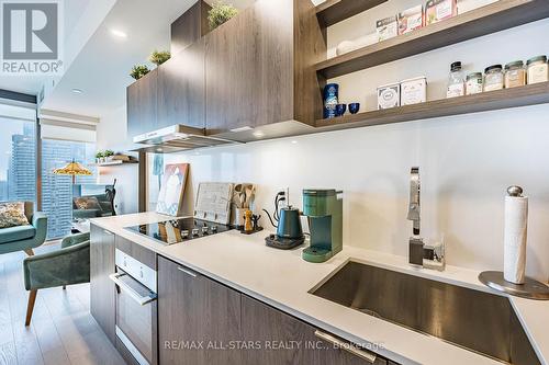3501 - 16 Bonnycastle Street, Toronto, ON - Indoor Photo Showing Kitchen