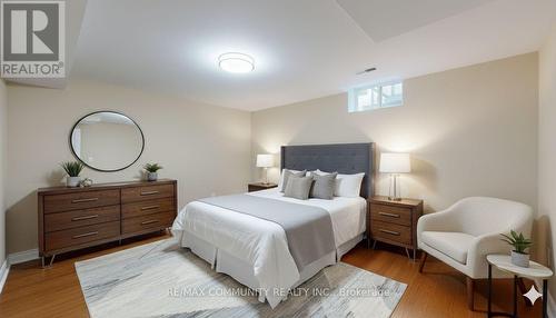 10 Oxfordshire Street, Markham, ON - Indoor Photo Showing Bedroom