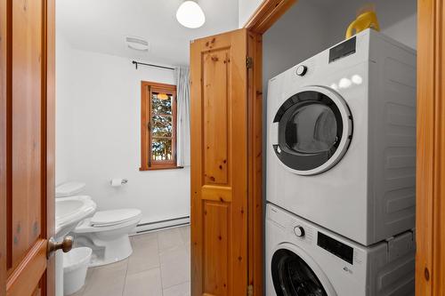 Salle de bains - 1727  - 1737 Ch. De La Gare, Val-Morin, QC - Indoor Photo Showing Laundry Room
