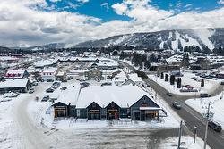 86 Av. de la Gare  Saint-Sauveur, QC J0R 1R6