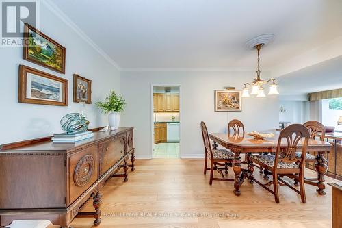 405 - 240 Scarlett Road, Toronto, ON - Indoor Photo Showing Dining Room