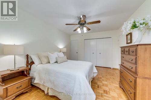 405 - 240 Scarlett Road, Toronto, ON - Indoor Photo Showing Bedroom