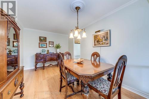 405 - 240 Scarlett Road, Toronto, ON - Indoor Photo Showing Dining Room