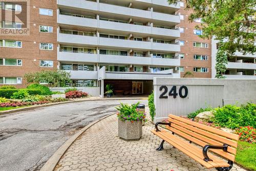 405 - 240 Scarlett Road, Toronto, ON - Outdoor With Balcony With Facade
