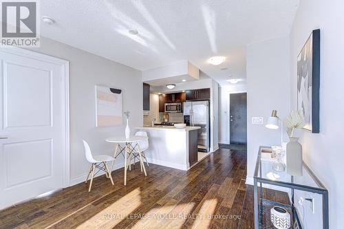 2123 - 500 Doris Avenue, Toronto, ON - Indoor