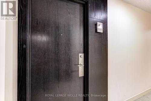 2123 - 500 Doris Avenue, Toronto, ON - Indoor Photo Showing Other Room