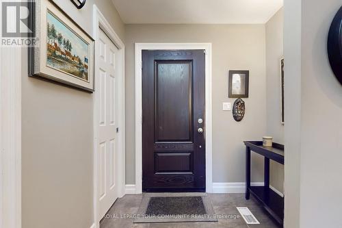 2169 Paisley Avenue, Burlington, ON - Indoor Photo Showing Other Room