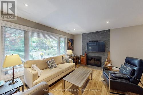 2169 Paisley Avenue, Burlington, ON - Indoor Photo Showing Living Room With Fireplace