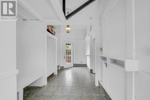 2575 Concession 2 Road, Alfred And Plantagenet, ON - Indoor Photo Showing Other Room