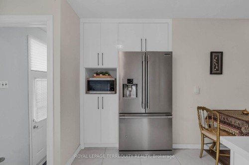 25 Bailey Crescent, Aurora, ON 