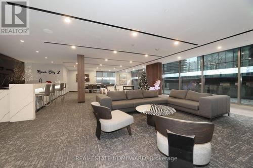 520 - 32 Trolley Crescent, Toronto, ON - Indoor