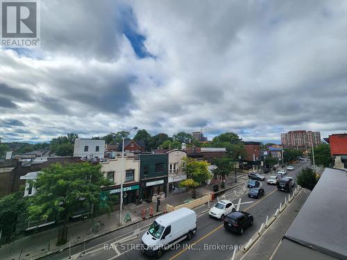 1266 Bloor Street W, Toronto, ON 