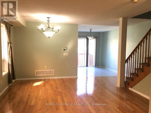 Upper - 581 Garden Walk, Mississauga, ON - Indoor Photo Showing Other Room