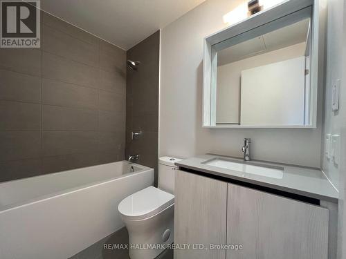 407 - 35 Parliament Street, Toronto, ON - Indoor Photo Showing Bathroom