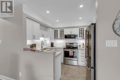 411 - 121 Water Street W, Cornwall, ON - Indoor Photo Showing Kitchen With Upgraded Kitchen