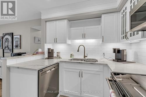 411 - 121 Water Street W, Cornwall, ON - Indoor Photo Showing Kitchen With Double Sink With Upgraded Kitchen