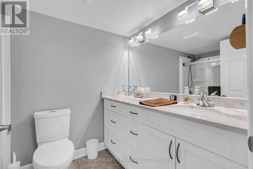 411 - 121 Water Street W, Cornwall, ON - Indoor Photo Showing Bathroom