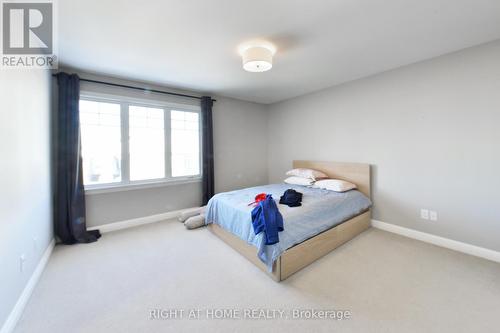 77 Arkose Street, Ottawa, ON - Indoor Photo Showing Bedroom
