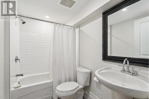 140 Howick Street, Ottawa, ON - Indoor Photo Showing Bathroom
