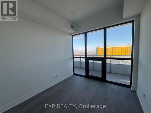 4401 - 4015 The Exchange, Mississauga, ON -  With Exterior