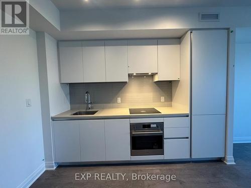 4401 - 4015 The Exchange, Mississauga, ON - Indoor Photo Showing Kitchen