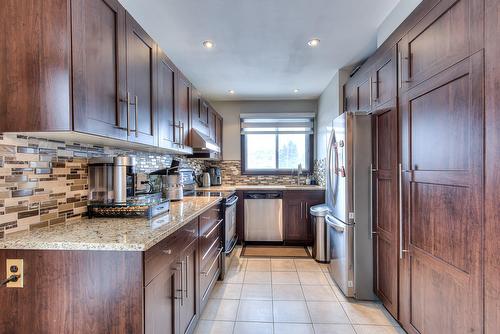Kitchen - 10-3055 Place Alton-Goldbloom, Laval (Chomedey), QC - Indoor Photo Showing Kitchen With Upgraded Kitchen