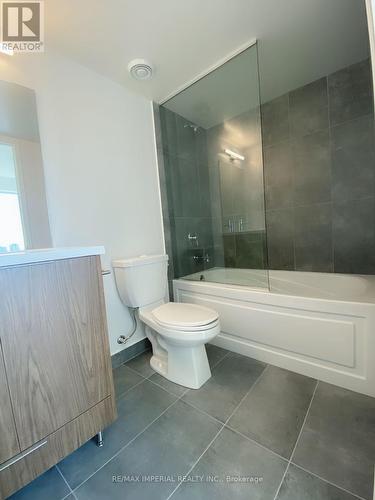 2811 - 60 Shuter Street, Toronto, ON - Indoor Photo Showing Bathroom