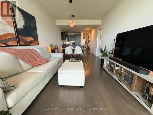 2015 - 88 Park Lawn Road, Toronto, ON - Indoor Photo Showing Living Room