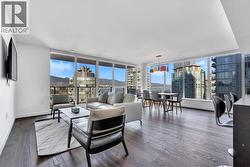 150X 620 CARDERO STREET  Vancouver, BC V6G 3H7