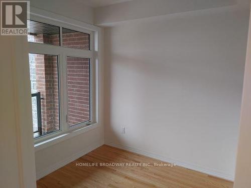 56 Delano Way, Newmarket, ON - Indoor Photo Showing Other Room