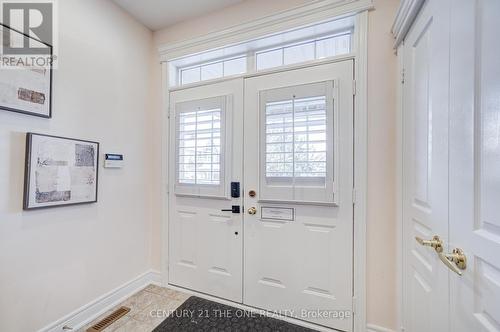 821 Walsh Court, Newmarket, ON - Indoor Photo Showing Other Room