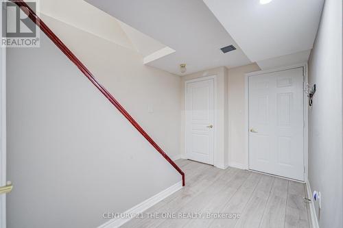 821 Walsh Court, Newmarket, ON - Indoor Photo Showing Other Room