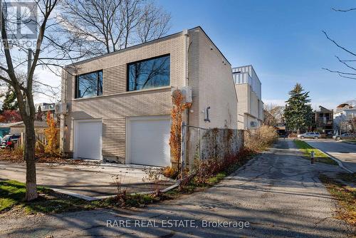 Laneway - 451 Montrose Avenue, Toronto, ON - Outdoor