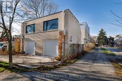 LANEWAY - 451 MONTROSE AVENUE  Toronto, ON M6G 3H2