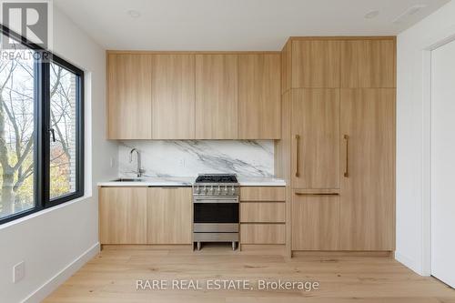 Laneway - 451 Montrose Avenue, Toronto, ON - Indoor