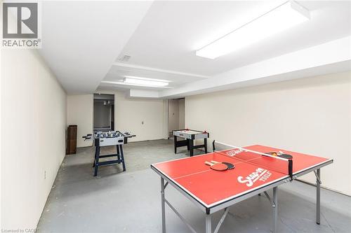 Game room with concrete floors - 7087 Rainham Road, Dunnville, ON - Indoor