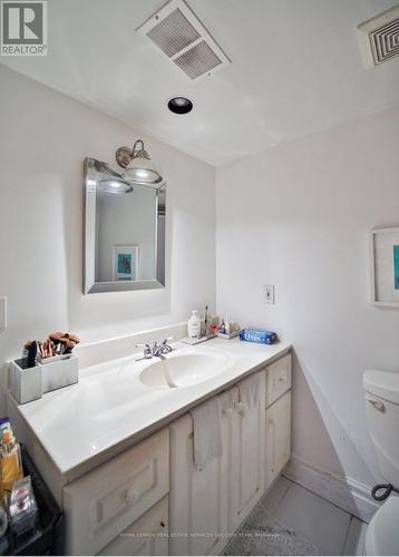 494 Summerhill Avenue, Toronto, ON - Indoor Photo Showing Bathroom
