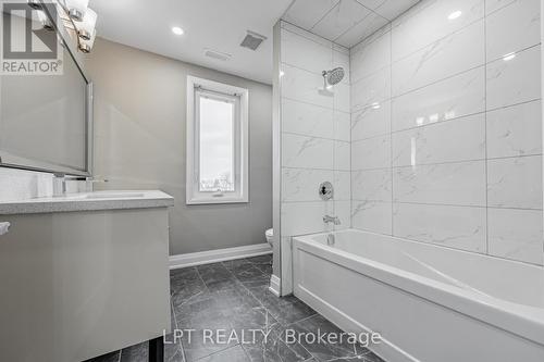 201 Ritson Road S, Oshawa, ON - Indoor Photo Showing Bathroom