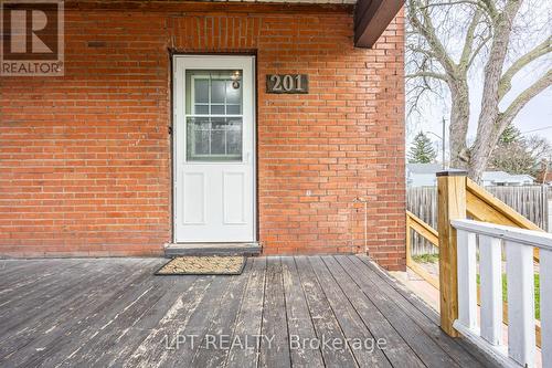 201 Ritson Road S, Oshawa, ON - Outdoor With Exterior