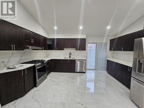 Main Floor - 1959 Dalhousie Crescent, Oshawa, ON - Indoor Photo Showing Kitchen With Stainless Steel Kitchen With Upgraded Kitchen