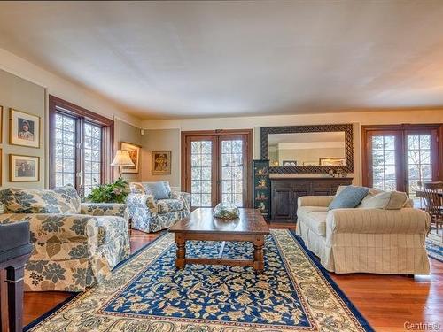 Salle familiale - 75 Ch. Du Domaine-Pagé, Saint-Sauveur, QC - Indoor Photo Showing Living Room