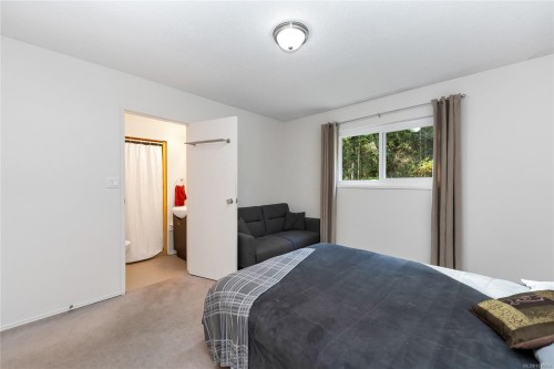 241 Aust Way, Salt Spring, BC 