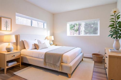 B-100 Track Street, Revelstoke, BC - Indoor Photo Showing Bedroom