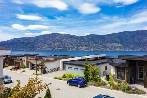 3411 Water Birch Circle Circle, Kelowna, BC - Outdoor With Body Of Water With View
