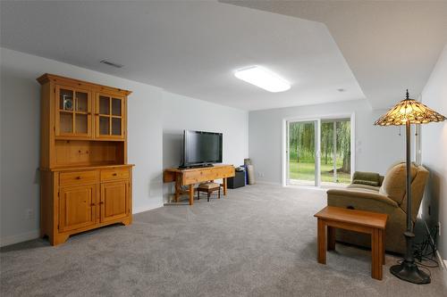 60-1101 Cameron Avenue, Kelowna, BC - Indoor