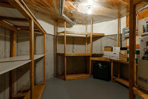 60-1101 Cameron Avenue, Kelowna, BC - Indoor Photo Showing Basement